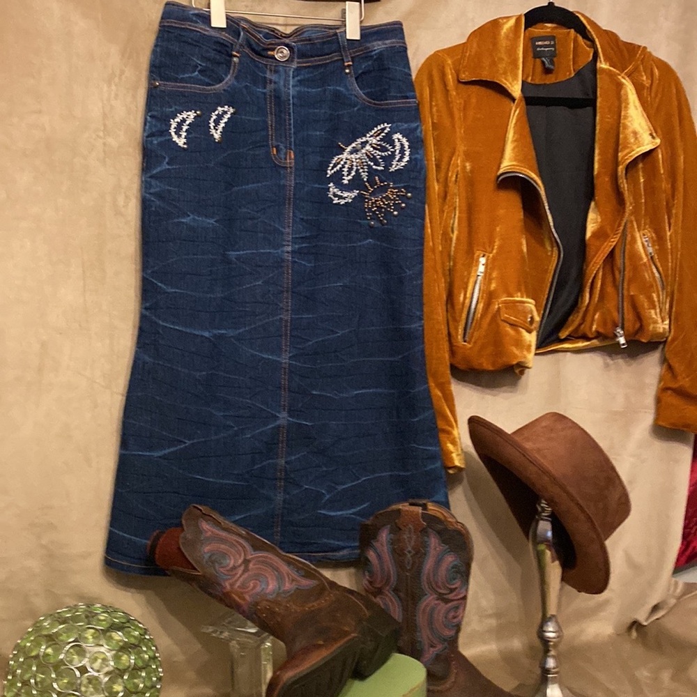 vintage Y2K acid wash embroidered Denim skirt
